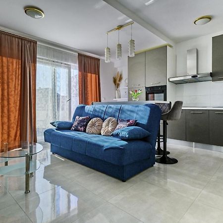 Holiday Apartment Zadar - With Summer Balcony And Parking Exterior foto
